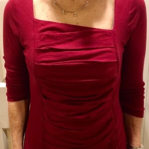 Women’s 3/4 sleeve square neck